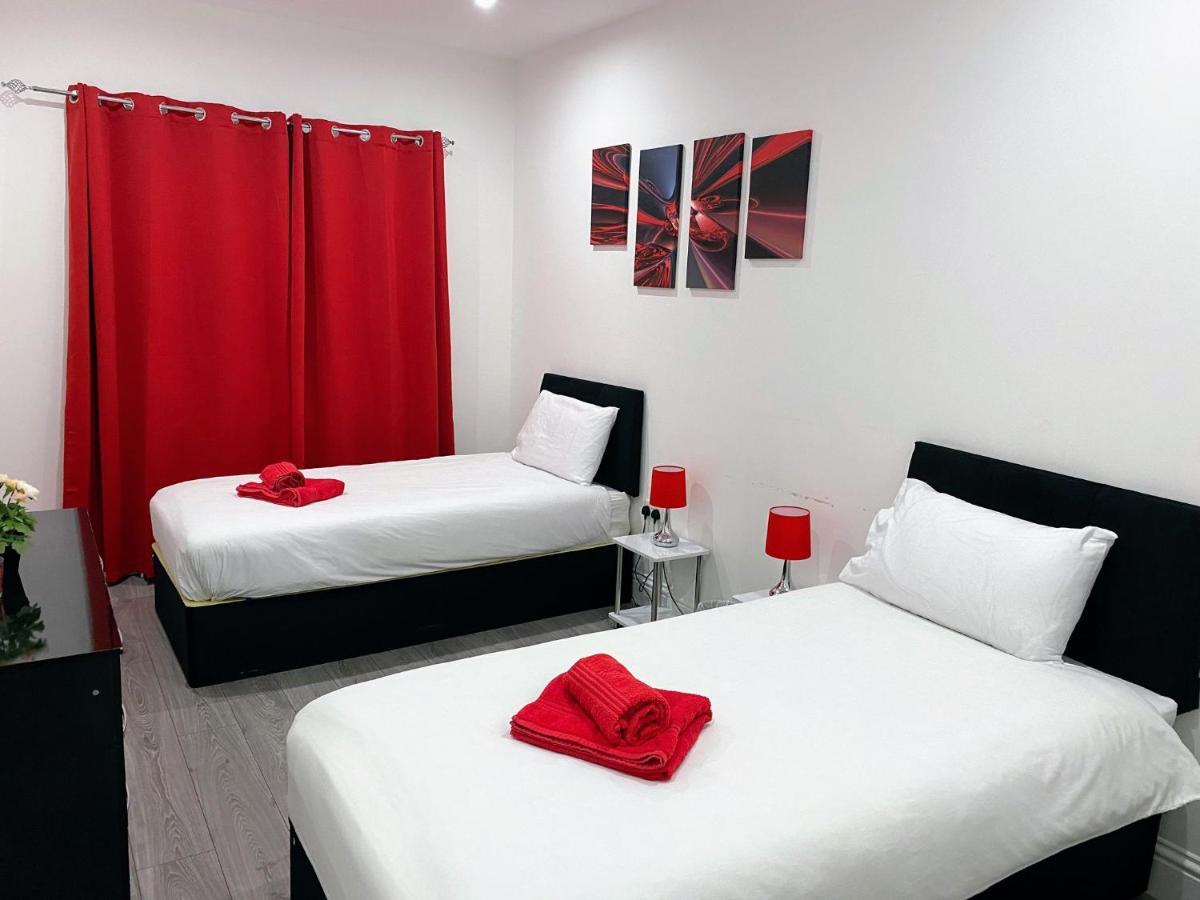 קרוידון Attractive 2 Bed Apartments Free Wi-Fi And Parking מראה חיצוני תמונה